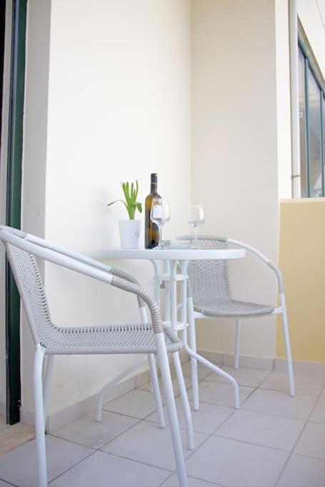 Cozy Apartment In The Heart Of The City Ираклио Екстериор снимка