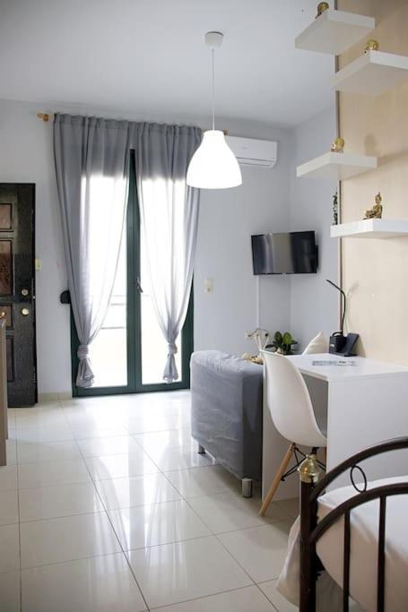 Cozy Apartment In The Heart Of The City Ираклио Екстериор снимка